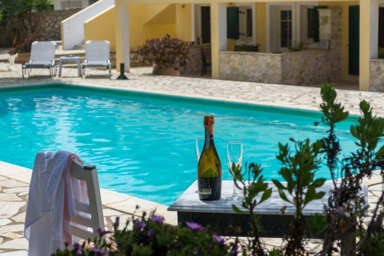 גאיוס Villa Elaia Suites & Apartments No.5 מראה חיצוני תמונה